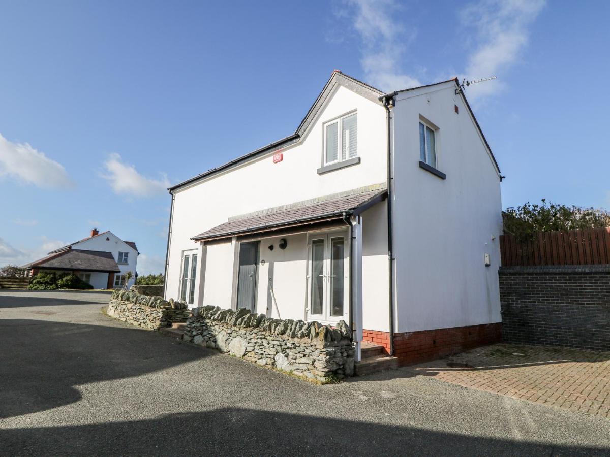 Villa Bay View Holyhead Exterior foto